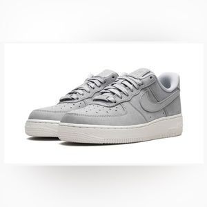 Women’s Nike Air Force 1 PRM MF Size 9